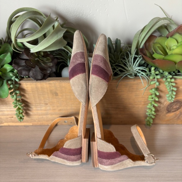 Bill Blass Sandra Flat in Taupe/Mauve @ Nordstroms $228.00 - Picture 5 of 8
